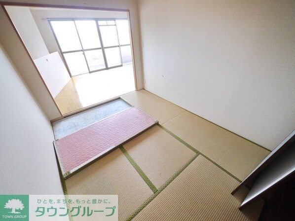 オクトス市ケ尾の物件内観写真